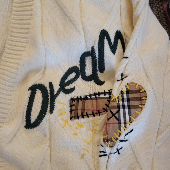 Sweater - Picture 2 of 4